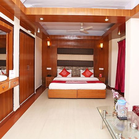 Oyo 8637 Shivam Hotel Mussoorie Ngoại thất bức ảnh